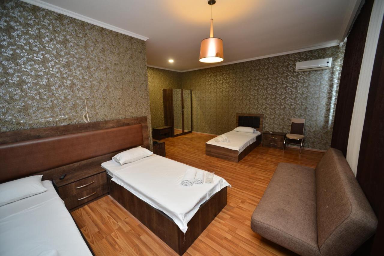 Green Hotel باتومي المظهر الخارجي الصورة
